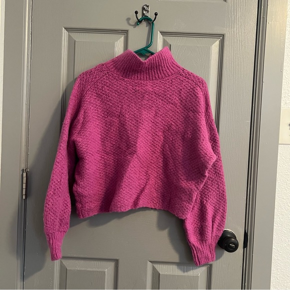XiRENA Magenta Collar V Neck Sweater Baby Alpaca Wool Fuchsia - Picture 7 of 7